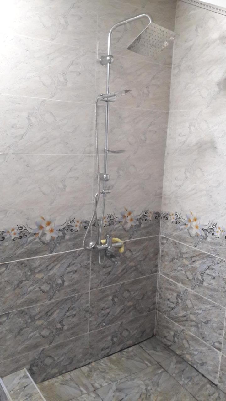 Nini Apartment Tbilisi Ngoại thất bức ảnh