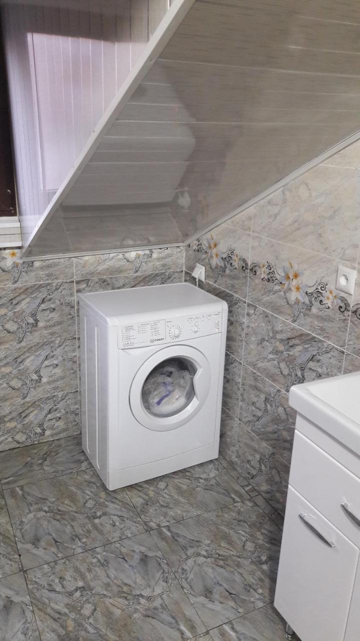 Nini Apartment Tbilisi Ngoại thất bức ảnh