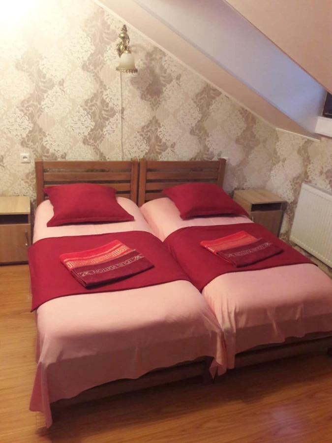 Nini Apartment Tbilisi Ngoại thất bức ảnh